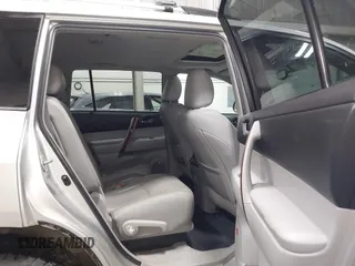 2013 Toyota Highlander Limited with VIN 5TDDK3EHXDS175547, listed as a IAAI auction lot 41334864 with 135,049 mi miles and . Bid and sale history available at DreamBid. Image 8.