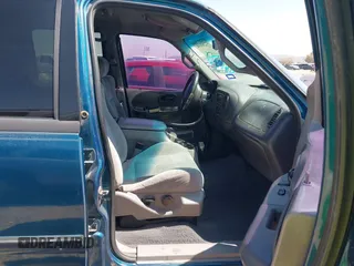 2001 Ford F-150 XLT with VIN 1FTRW07W01KA75819, listed as a IAAI auction lot 42293859 with 156,137 mi miles and . Bid and sale history available at DreamBid. Image 5.