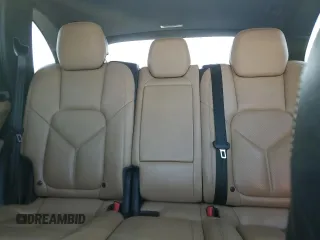2016 Porsche Cayenne z VIN WP1AA2A25GKA08699, wystawiony jako Copart lot #57977705 z przebiegiem 160 088 mil mil oraz Tytuł czysty. Historia ofert i sprzedaży dostępna na DreamBid. Obrazek 10.