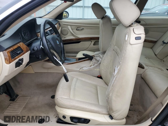 2007 BMW 3 Series 328i z VIN WBAWB33587PV70159, wystawiony jako Copart lot #57220185 z przebiegiem Nie podano mil oraz Szkoda całkowita • Salvage title. Historia ofert i sprzedaży dostępna na DreamBid. Obrazek 7.