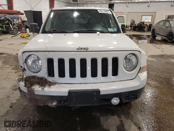 2015 Jeep Patriot High Altitude with VIN 1C4NJRFB5FD427093, listed as a Copart auction lot 88139895 with 67,182 mi miles and Salvage title. Bid and sale history available at DreamBid. Image 5.