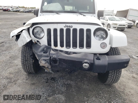2018 Jeep Wrangler JK Unlimited Sahara with VIN 1C4BJWEG1JL824569, listed as a Copart auction lot 70665254 with 30,083 mi miles and Salvage Title. Bid and sale history available at carsss.com. Image 12.
