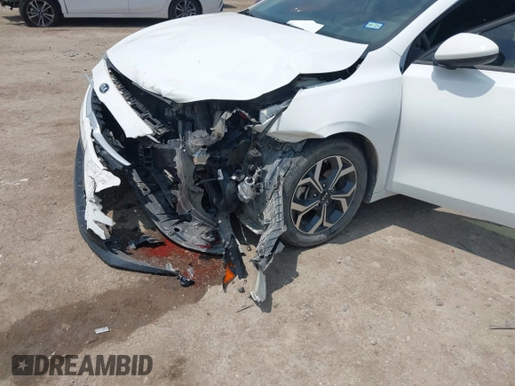 2021 Kia Forte LXS с VIN 3KPF24AD5ME378373, выставлен на аукционе IAAI как лот 42117497 с пробегом 66 934 миль миль и . История ставок и продаж доступна на DreamBid. Изображение 6.