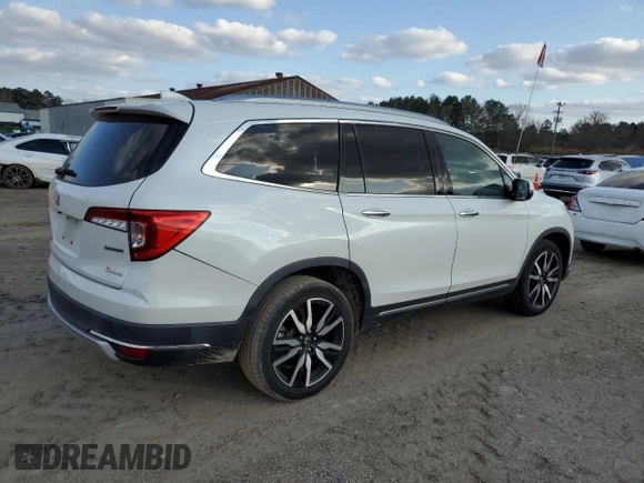 2021 Honda Pilot Touring 8-Passenger with VIN 5FNYF5H92MB001840, listed as a Copart auction lot 43236895 with 63,402 mi miles and Salvage Title. Bid and sale history available at DreamBid. Image 3.