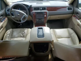 2012 Chevrolet Suburban LTZ with VIN 1GNSCKE06CR285430, listed as a Copart auction lot 54197795 with 307,217 mi miles and Clean Title. Bid and sale history available at carsss.com. Image 8.