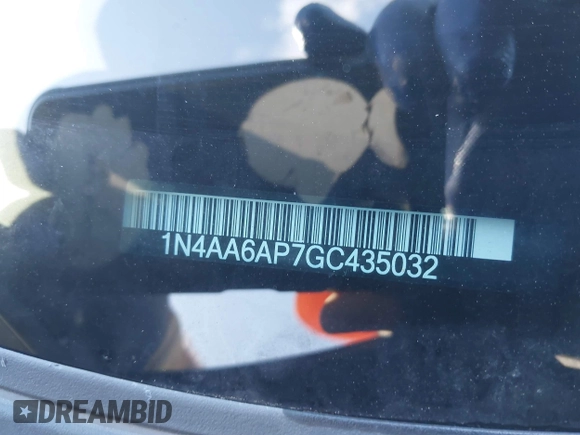 2016 Nissan Maxima SV with VIN 1N4AA6AP7GC435032, listed as a IAAI auction lot 41613039 with 104,274 mi miles and . Bid and sale history available at DreamBid. Image 9.
