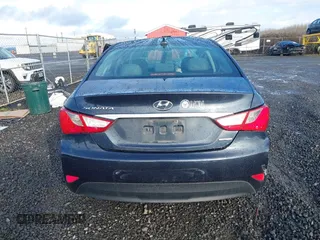 2014 Hyundai Sonata SE with VIN 5NPEC4AC5EH856675, listed as a IAAI auction lot 41785114 with 83,567 mi miles and . Bid and sale history available at DreamBid. Image 17.