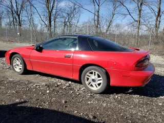 1994 Chevrolet Camaro z VIN 2G1FP22SXR2165249, wystawiony jako Copart lot #49333055 z przebiegiem 196 736 mil mil oraz Czysty tytuł • Clean title. Historia ofert i sprzedaży dostępna na DreamBid. Obrazek 2.