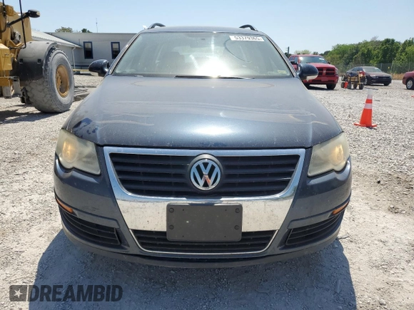 2008 Volkswagen Passat z VIN WVWXK73C88E235929, wystawiony jako Copart lot #53379365 z przebiegiem 133 978 mil mil oraz Szkoda całkowita • Salvage title. Historia ofert i sprzedaży dostępna na DreamBid. Obrazek 5.