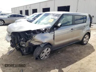 2015 Kia Soul with VIN KNDJN2A28F7169264, listed as a Copart auction lot 52319335 with 134,569 mi miles and Salvage Title. Bid and sale history available at carsss.com. Image 1.