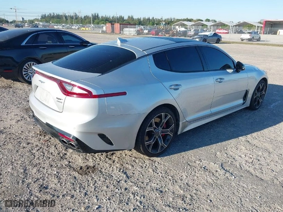 2018 Kia Stinger GT1 with VIN KNAE45LC6J6028524, listed as a IAAI auction lot 41781169 with 64,806 mi miles. Bid and sale history available at carsss.com. Image 4.