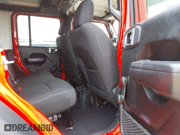 2018 Jeep Wrangler Unlimited Sport S z VIN 1C4HJXDGXJW168940, wystawiony jako IAAI lot #42200607 z przebiegiem 60 308 mil mil oraz . Historia ofert i sprzedaży dostępna na DreamBid. Obrazek 8.