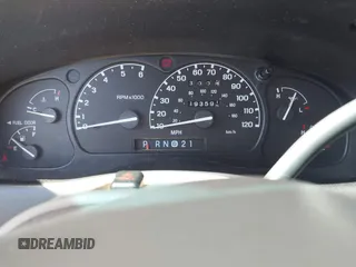 2000 Ford Explorer Eddie Bauer с VIN 1FMZU74E9YZB26239, выставлен на аукционе IAAI как лот 40233257 с пробегом 193 592 миль миль и . История ставок и продаж доступна на DreamBid. Изображение 7.