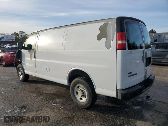2012 Chevrolet Express Cargo with VIN 1GCWGFFAXC1105507, listed as a Copart auction lot 45477305 with 344,269 mi miles and Salvage title. Bid and sale history available at DreamBid. Image 2.
