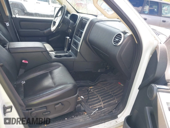 2006 Mercury Mountaineer Premier z VIN 4M2EU488X6UJ12151, wystawiony jako IAAI lot #41990920 z przebiegiem 223 537 mil mil oraz . Historia ofert i sprzedaży dostępna na DreamBid. Obrazek 5.