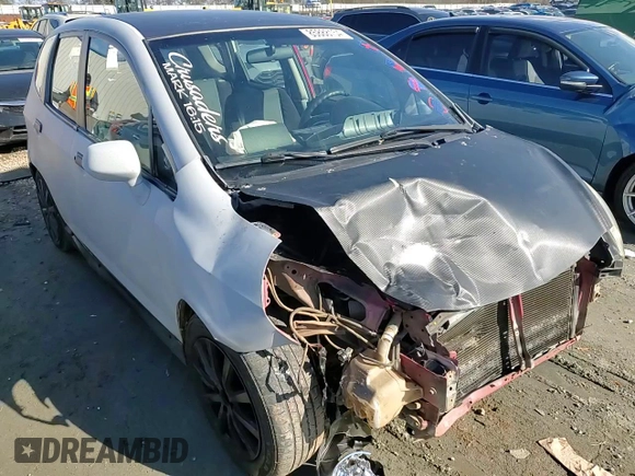 2008 Honda Fit with VIN JHMGD37468S034620, listed as a Copart auction lot 85888154 with 384,228 mi miles and Salvage Title. Bid and sale history available at carsss.com. Image 10.
