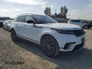 2018 Land Rover Range Rover Velar R-Dynamic SE z VIN SALYL2RX7JA773283, wystawiony jako Copart lot #53915005 z przebiegiem 79 396 mil mil oraz Szkoda całkowita • Salvage title. Historia ofert i sprzedaży dostępna na DreamBid. Obrazek 4.