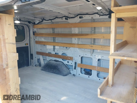 2019 Ford Transit z VIN 1FTYR1ZM1KKA72014, wystawiony jako IAAI lot #41727141 z przebiegiem 79 664 mil mil oraz . Historia ofert i sprzedaży dostępna na DreamBid. Obrazek 8.