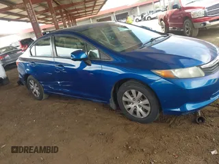 2012 Honda Civic LX z VIN 19XFB2F51CE359968, wystawiony jako IAAI lot #42350373 z przebiegiem 126 215 mil mil oraz . Historia ofert i sprzedaży dostępna na DreamBid. Obrazek 6.