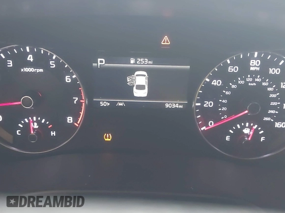 2024 Kia Forte LXS z VIN 3KPF24AD9RE827562, wystawiony jako IAAI lot #41943586 z przebiegiem 9 034 mil mil oraz . Historia ofert i sprzedaży dostępna na DreamBid. Obrazek 7.