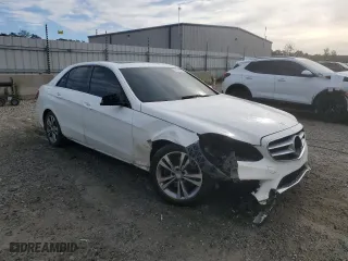 2015 Mercedes-Benz E-Class E 250 BlueTEC Luxury with VIN WDDHF0EB5FB118303, listed as a Copart auction lot 69660694 with 0 mi miles and Salvage Title. Bid and sale history available at carsss.com. Image 4.