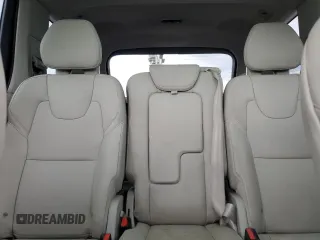 2018 Volvo XC90 Momentum z VIN YV4A22PK5J1197046, wystawiony jako Copart lot #57102435 z przebiegiem 71 987 mil mil oraz Szkoda całkowita • Salvage title. Historia ofert i sprzedaży dostępna na DreamBid. Obrazek 10.