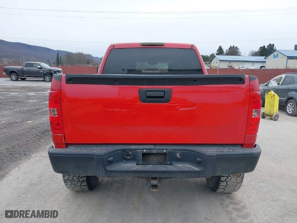 2008 Chevrolet Silverado 1500 LT w/1LT with VIN 2GCEK13J781262883, listed as a IAAI auction lot 41499201 with 157,000 mi miles. Bid and sale history available at carsss.com. Image 16.