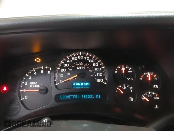 2004 GMC Yukon SLT with VIN 1GKEK13TX4J155865, listed as a IAAI auction lot 41758663 with 281,531 mi miles. Bid and sale history available at carsss.com. Image 7.