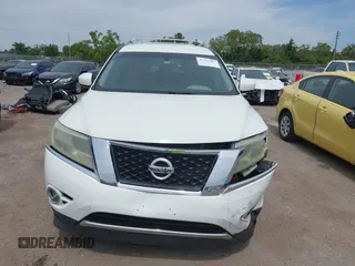 2016 Nissan Pathfinder S with VIN 5N1AR2MN1GC631131, listed as a IAAI auction lot 42377587 with 158,663 mi miles and . Bid and sale history available at DreamBid. Image 12.