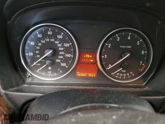 2008 BMW 3 Series 328xi z VIN WBAVC93578K037861, wystawiony jako Copart lot #58364495 z przebiegiem 147 497 mil mil oraz Nie do naprawy • Non repairable. Historia ofert i sprzedaży dostępna na DreamBid. Obrazek 9.