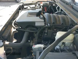 2015 Chevrolet Tahoe LT с VIN 1GNSKBKC9FR264772, выставлен на аукционе IAAI как лот 43097216 с пробегом 190 907 миль миль и . История ставок и продаж доступна на DreamBid. Изображение 19.