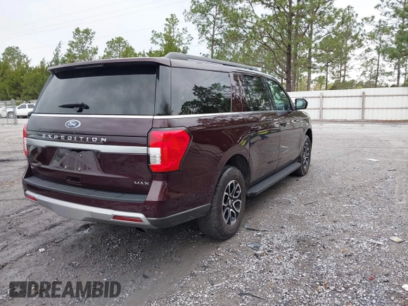 2024 Ford Expedition Max XLT with VIN 1FMJK1J86REA15767, listed as a IAAI auction lot 41922748 with 33,271 mi miles and . Bid and sale history available at DreamBid. Image 4.