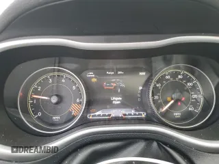 2014 Jeep Cherokee Trailhawk with VIN 1C4PJMBB9EW124371, listed as a Copart auction lot 42038105 with 137,717 mi miles and Salvage Title. Bid and sale history available at carsss.com. Image 9.