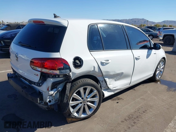 2013 Volkswagen Golf TDI z VIN WVWDM7AJ2DW013826, wystawiony jako IAAI lot #41510579 z przebiegiem 87 716 mil mil oraz . Historia ofert i sprzedaży dostępna na DreamBid. Obrazek 4.