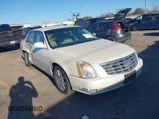 2008 Cadillac DTS 1SC with VIN 1G6KD57Y68U176385, listed as a IAAI auction lot 41720743 with 151,208 mi miles and . Bid and sale history available at carsss.com. Image 1.