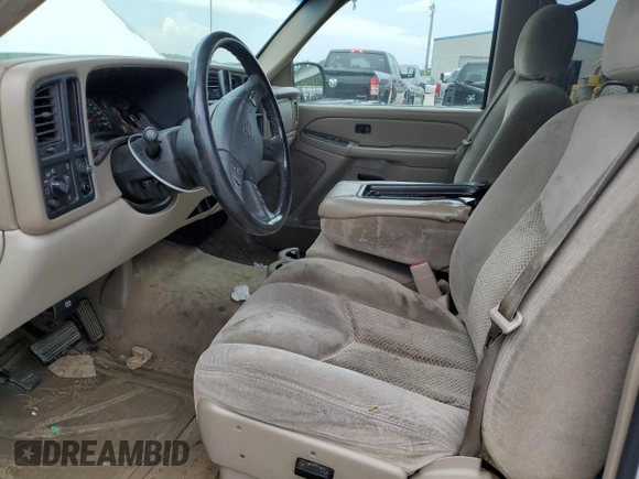 2005 Chevrolet Suburban LS с VIN 1GNEC16Z35J187767, выставлен на аукционе Copart как лот 62494475 с пробегом Не указан миль и Списание • Salvage title. История ставок и продаж доступна на DreamBid. Изображение 7.