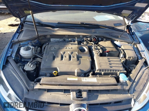 2015 Volkswagen Golf SportWagen TDI SE with VIN 3VWCA7AUXFM517359, listed as a IAAI auction lot 41987425 with 146,708 mi miles. Bid and sale history available at carsss.com. Image 10.
