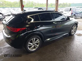 2018 Infiniti QX30 Pure с VIN SJKCH5CP1JA059241, выставлен на аукционе IAAI как лот 42241812 с пробегом 70 830 миль миль и . История ставок и продаж доступна на DreamBid. Изображение 4.