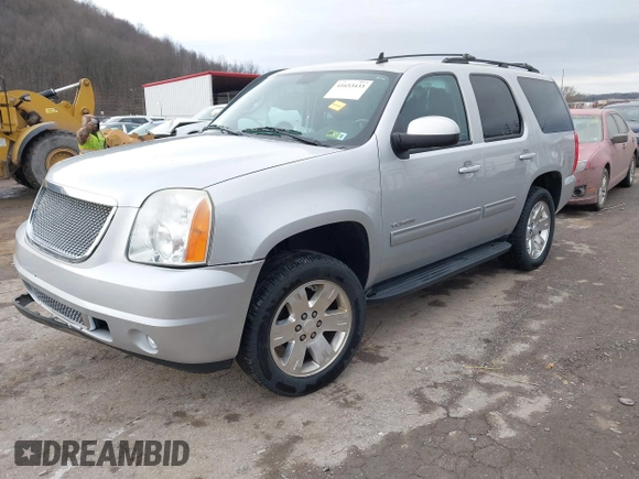 2013 GMC Yukon SLT with VIN 1GKS2CE07DR315820, listed as a IAAI auction lot 41653433 with 137,491 mi miles. Bid and sale history available at carsss.com. Image 17.
