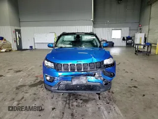 2019 Jeep Compass Latitude z VIN 3C4NJDBB5KT682761, wystawiony jako Copart lot #54746755 z przebiegiem 95 271 mil mil oraz Szkoda całkowita • Salvage title. Historia ofert i sprzedaży dostępna na DreamBid. Obrazek 14.