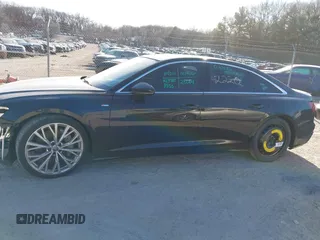 2019 Audi A6 Prestige with VIN WAUM2AF29KN024939, listed as a IAAI auction lot 41432220 with 89,231 mi miles. Bid and sale history available at carsss.com. Image 15.