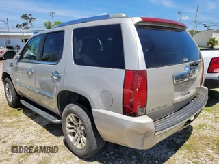 2007 Cadillac Escalade z VIN 1GYFK63837R259719, wystawiony jako IAAI lot #42176388 z przebiegiem 167 836 mil mil oraz . Historia ofert i sprzedaży dostępna na DreamBid. Obrazek 3.