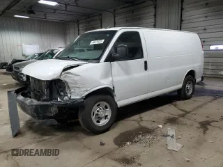 2017 Chevrolet Express Cargo Van with VIN 1GCWGAFF4H1324582, listed as a Copart auction lot 46579425 with 137,361 mi miles and Clean Title. Bid and sale history available at carsss.com. Image 1.