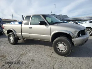 1999 GMC Sonoma SLS w/1SJ Pkg with VIN 1GTCT19W2X8516874, listed as a Copart auction lot 85501674 with 158,205 mi miles and Salvage Title. Bid and sale history available at carsss.com. Image 4.