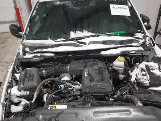 2024 Ram 1500 Classic Warlock with VIN 1C6RR7LG7RS148377, listed as a IAAI auction lot 41359549 with 21,085 mi miles. Bid and sale history available at carsss.com. Image 10.