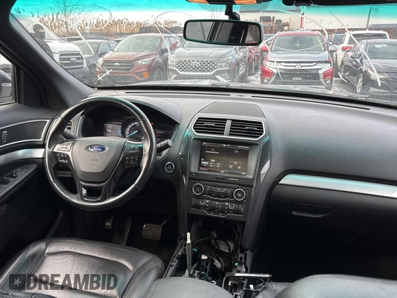 2016 Ford Explorer XLT with VIN 1FM5K8D83GGA53805, listed as a Copart auction lot 87420114 with 177,818 mi miles and Salvage Title. Bid and sale history available at carsss.com. Image 9.