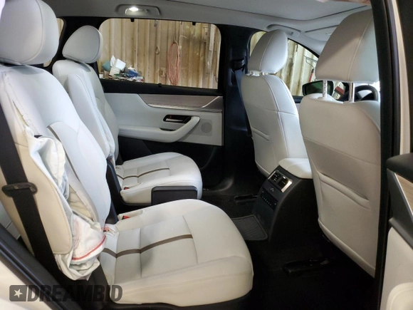 2024 Mazda CX-90 Premium Plus with VIN JM3KKEHD8R1147141, listed as a Copart auction lot 43001655 with 22,108 mi miles and Clean Title. Bid and sale history available at DreamBid. Image 12.