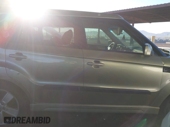 2011 Kia Soul + with VIN KNDJT2A24B7301775, listed as a IAAI auction lot 41623519 with 64,266 mi miles. Bid and sale history available at carsss.com. Image 13.