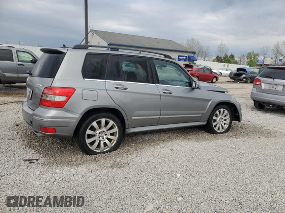 2012 Mercedes-Benz GLK 350 z VIN WDCGG8HB4CF748681, wystawiony jako Copart lot #53053245 z przebiegiem 175 003 mil mil oraz Nie do naprawy • Non repairable. Historia ofert i sprzedaży dostępna na DreamBid. Obrazek 3.