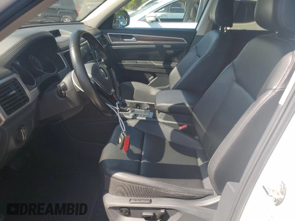 2018 Volkswagen Atlas SEL with VIN 1V2ER2CA3JC514757, listed as a Copart auction lot 53124315 with 186,391 mi miles and Clean title. Bid and sale history available at DreamBid. Image 7.